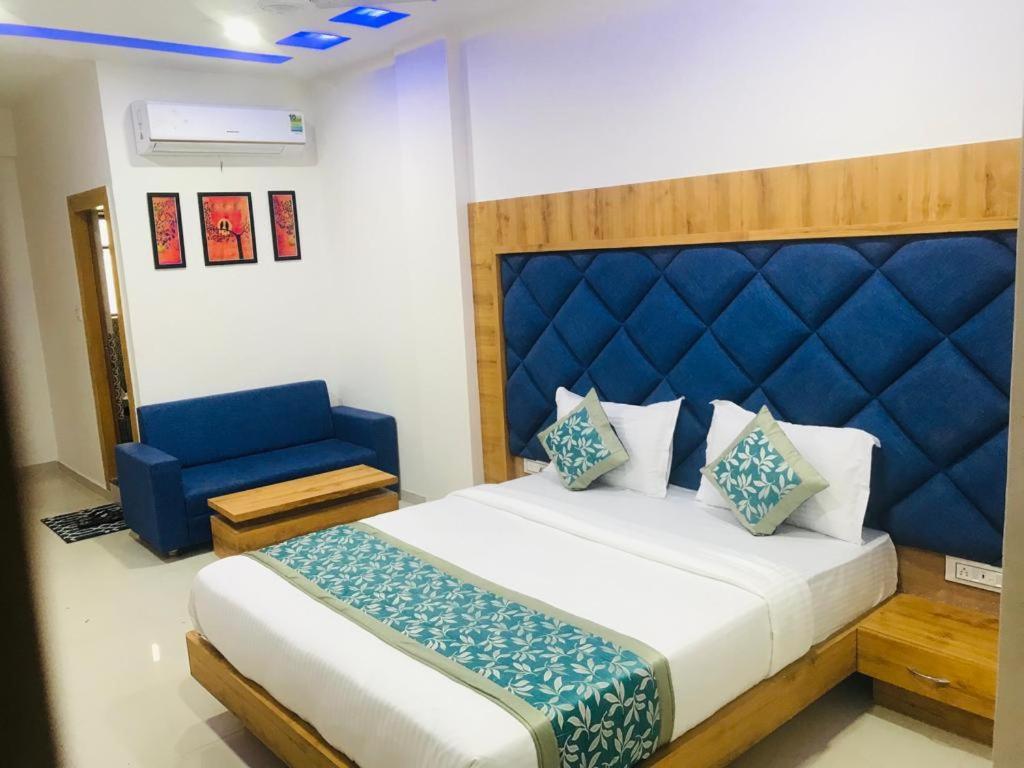 Collection O Hotel Green Park Ānand Εξωτερικό φωτογραφία