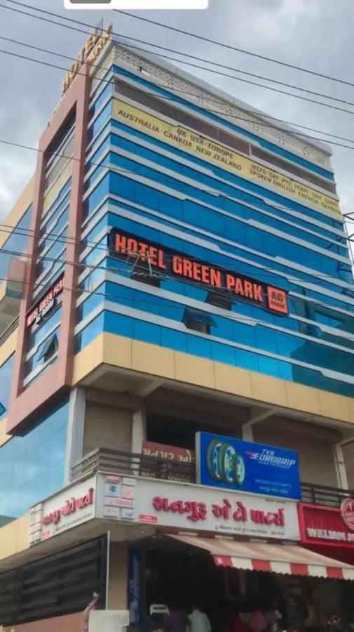 Collection O Hotel Green Park Ānand Εξωτερικό φωτογραφία