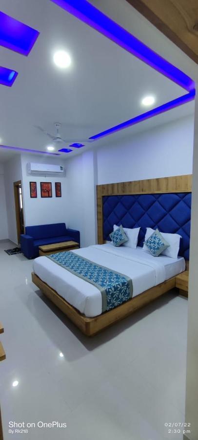 Collection O Hotel Green Park Ānand Εξωτερικό φωτογραφία